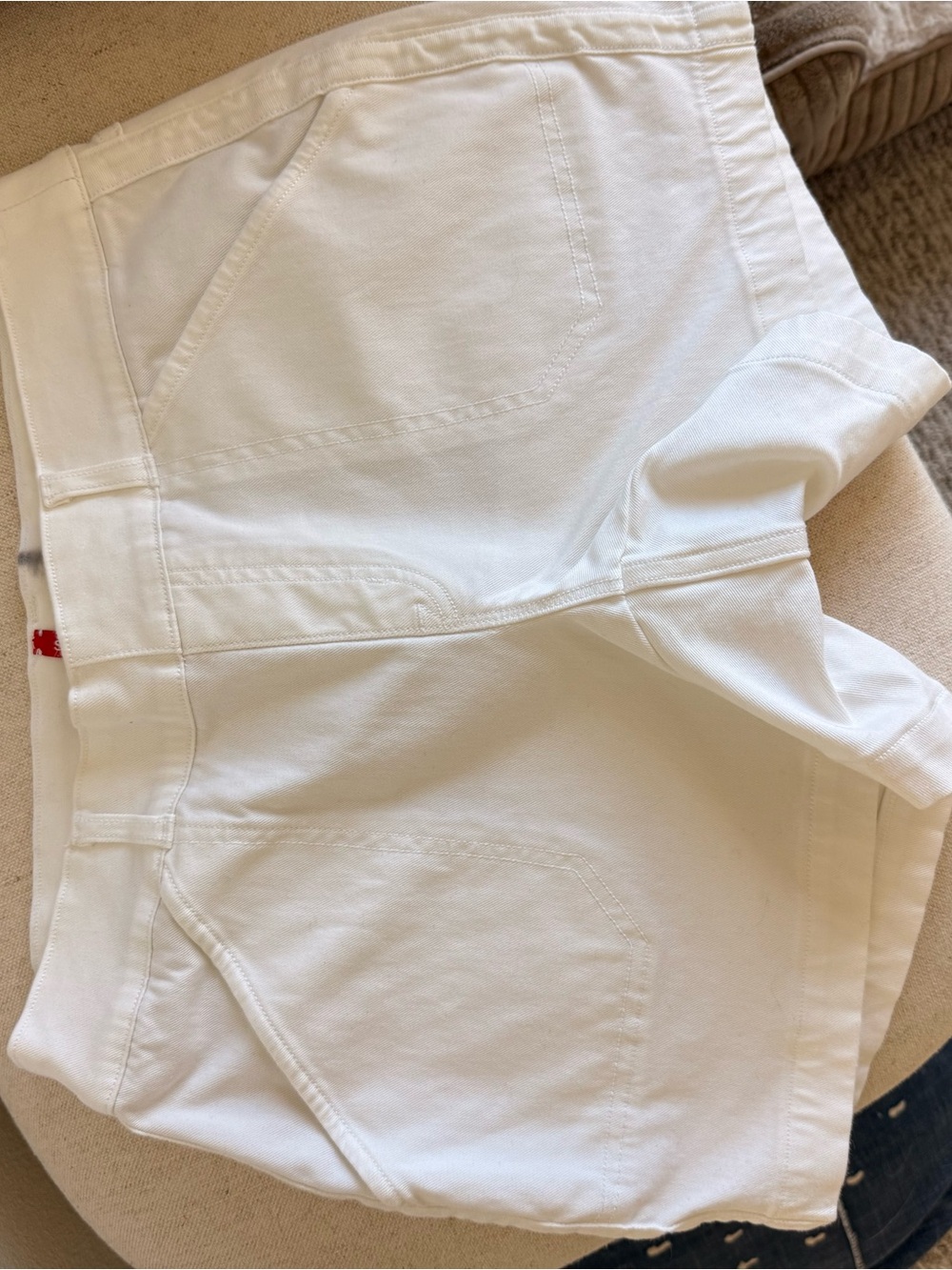 Spanx White Twill Stretch Shorts 4” - Picture 2 of 4